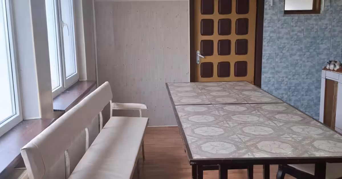 Casă individuală de vânzare cu 6 camere în zona Clociov, Slatina