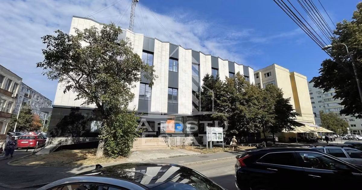 Spațiu comercial · 1207 m², Circumvalațiunii, Timișoara