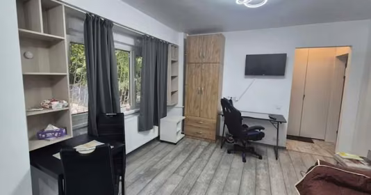 Garsonieră Tineretului