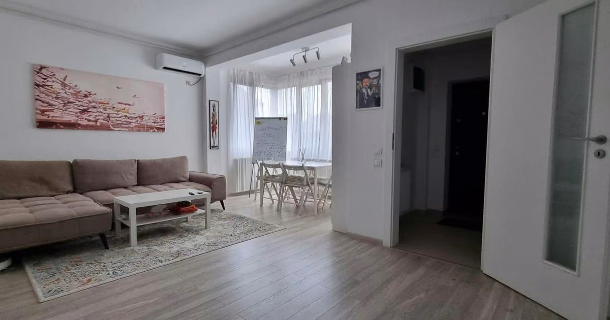 Casă de vânzare cu 5 camere în Bragadiru