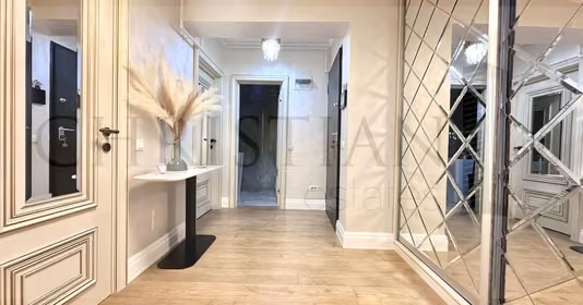 Apartament Militari