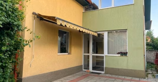 Casă Popești-Leordeni