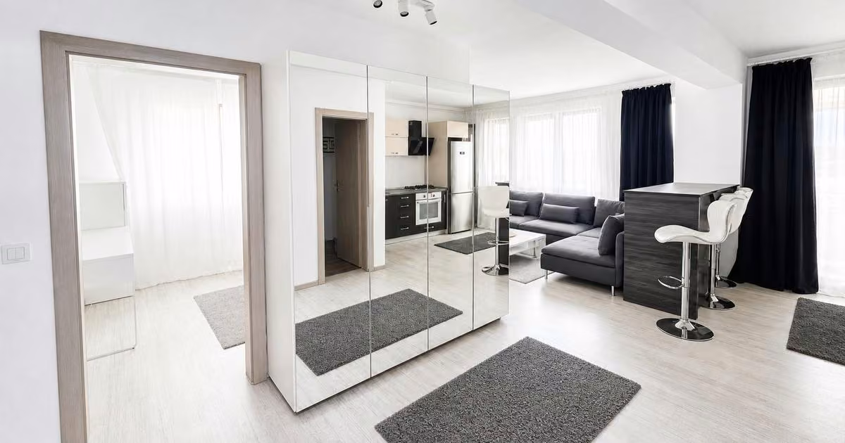 Apartament de vânzare cu 3 camere în zona Sălaj, Sector 5
