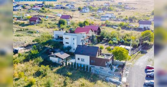 Casă Câmpenești