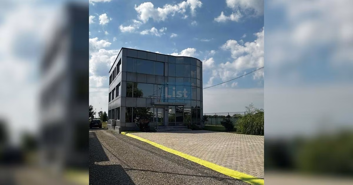 Spațiu comercial de vânzare de 630 mp, în zona Mărășești, Ploiești