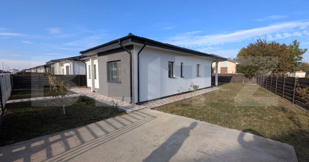 Casă individuală de vânzare cu 3 camere, mobilată în Vorovești