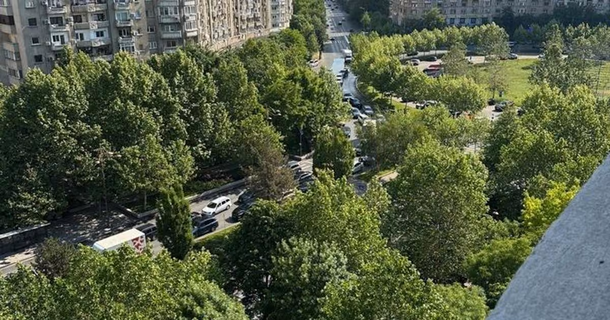 Apartament de vânzare cu 4 camere în zona Unirii, Sector 3