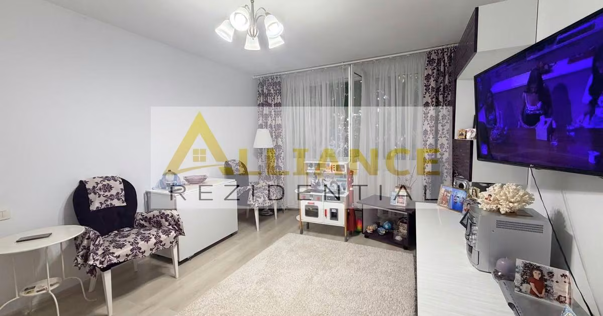 Apartament de vânzare cu 3 camere, mobilat în zona Apărătorii Patriei, Sector 4