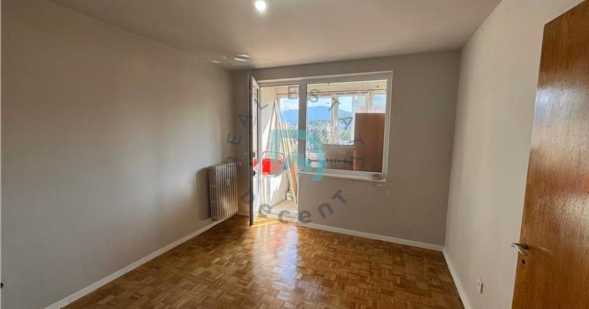 Apartament de vânzare cu 2 camere în zona Gării, Brașov