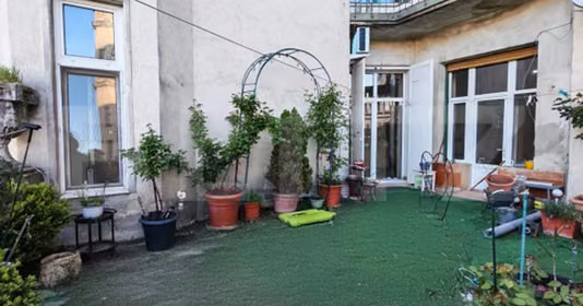Apartament Cetate