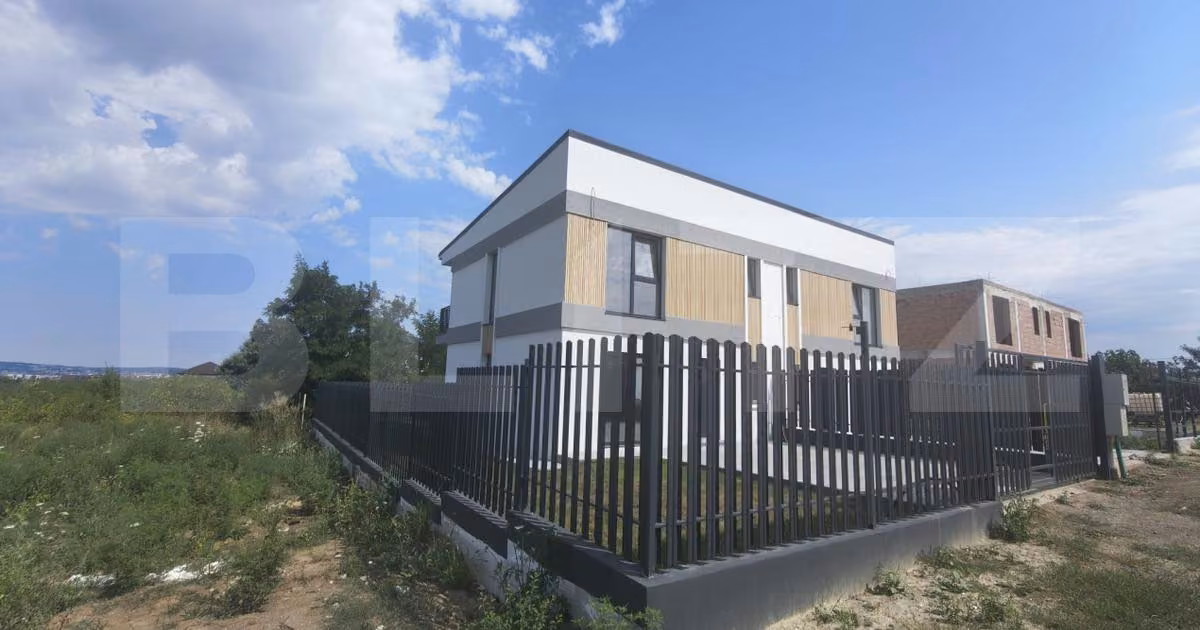 Duplex de vânzare cu 4 camere în zona Bucium, Iași