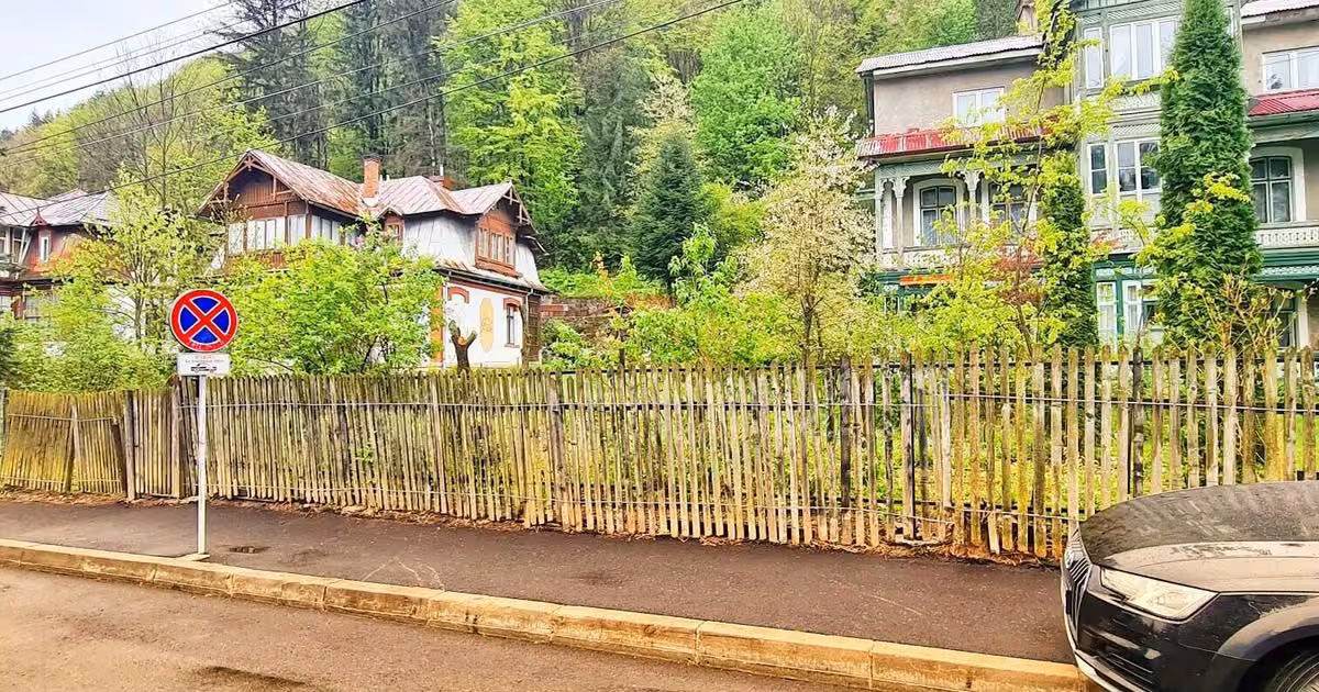 Teren Construcții intravilan de vânzare de 588 mp, în Sinaia