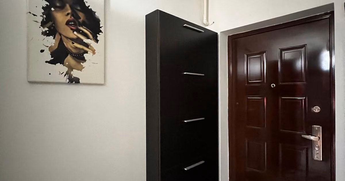 Apartament de vânzare cu 2 camere în zona Tomis Nord, Constanța