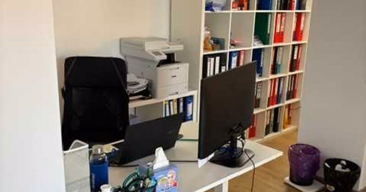 Casă de vânzare cu 5 camere în zona Barbu Văcărescu, Sector 2