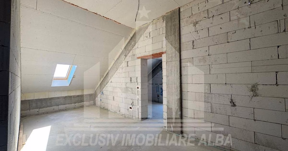 Apartament de vânzare cu 3 camere în zona Cetate, Alba Iulia