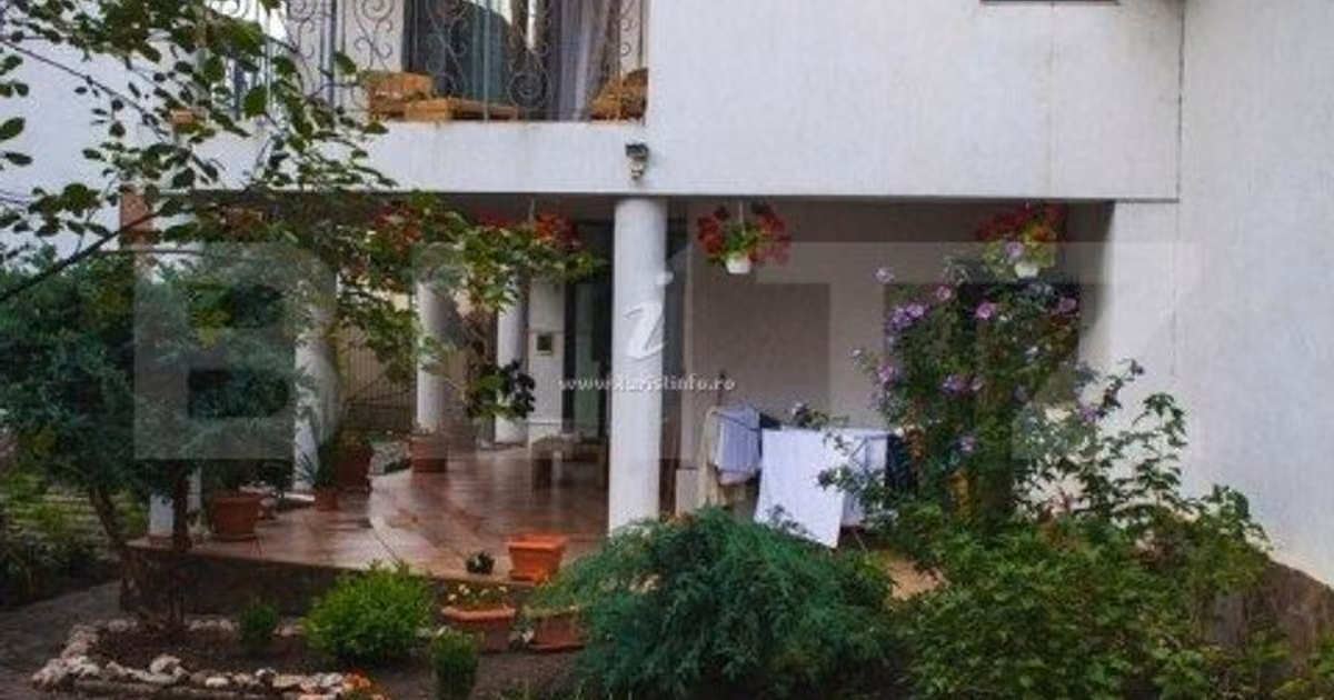 Casă individuală de vânzare cu 6 camere, mobilată în zona Exterior Vest, Brașov