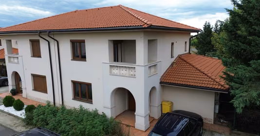 Apartament Domnești