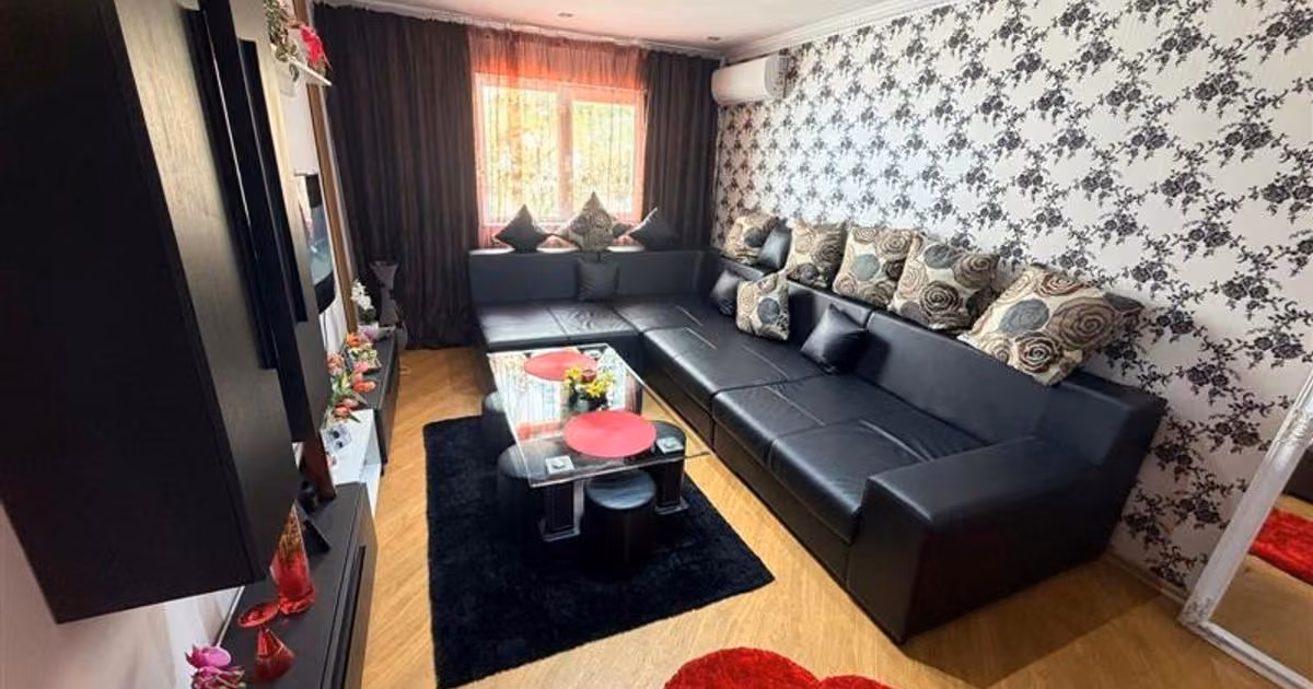 Apartament de vânzare cu 2 camere, mobilat în zona Dacia, Iași