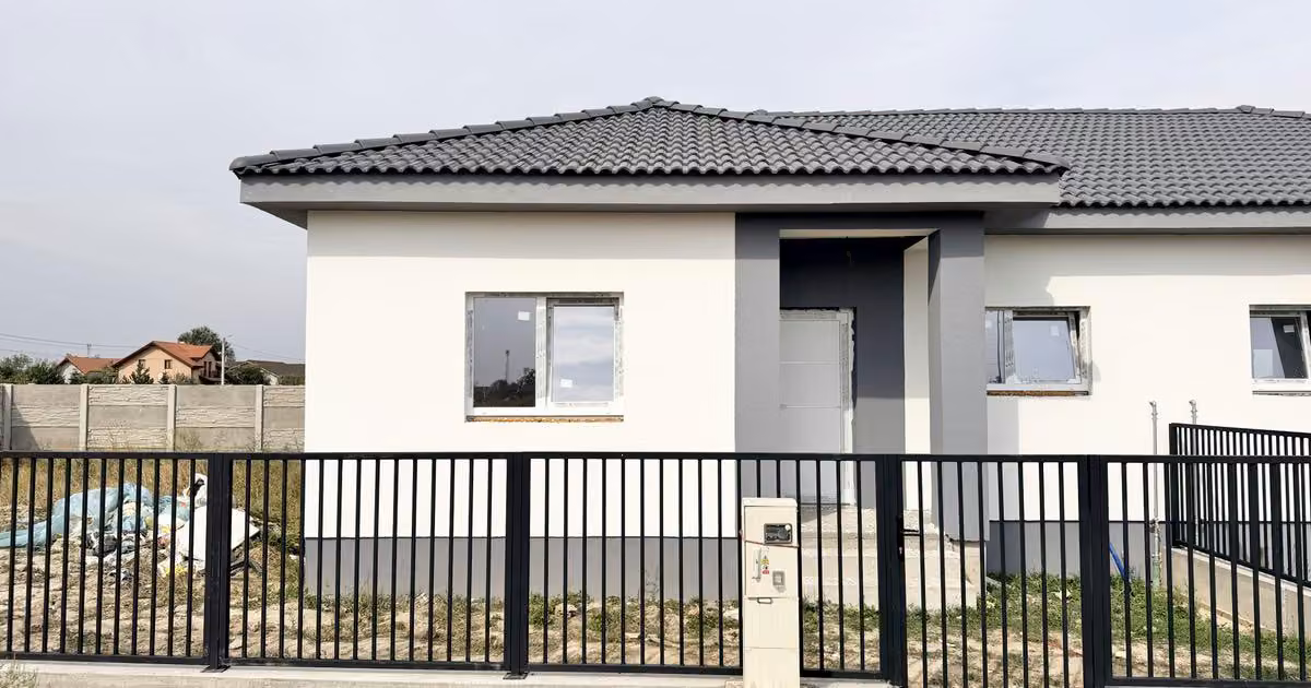 Duplex de vânzare cu 3 camere în Moșnița Nouă