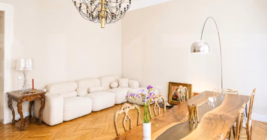 Apartament Cetate