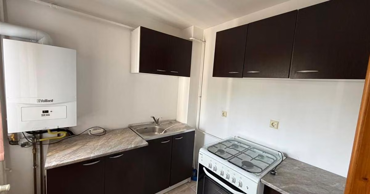 Apartament de vânzare cu 3 camere, mobilat în zona Central, Focșani