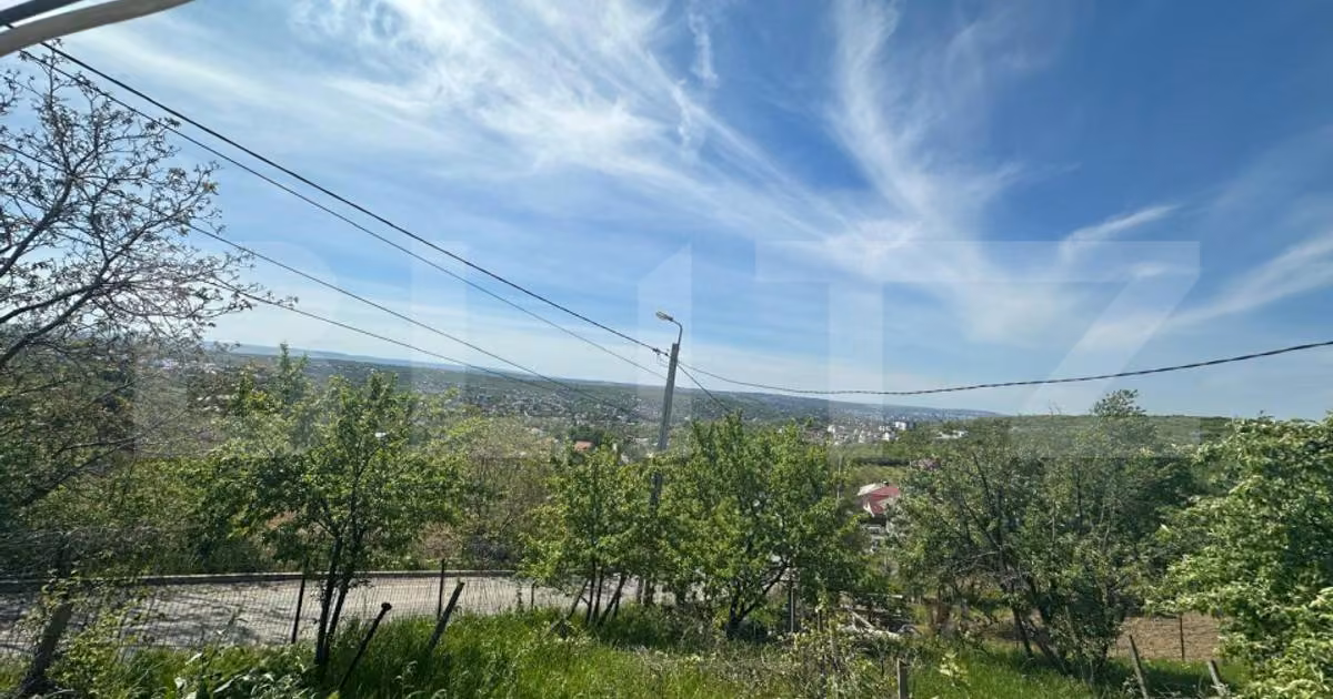 Casă individuală de vânzare cu 3 camere, mobilată în zona Bucium, Iași