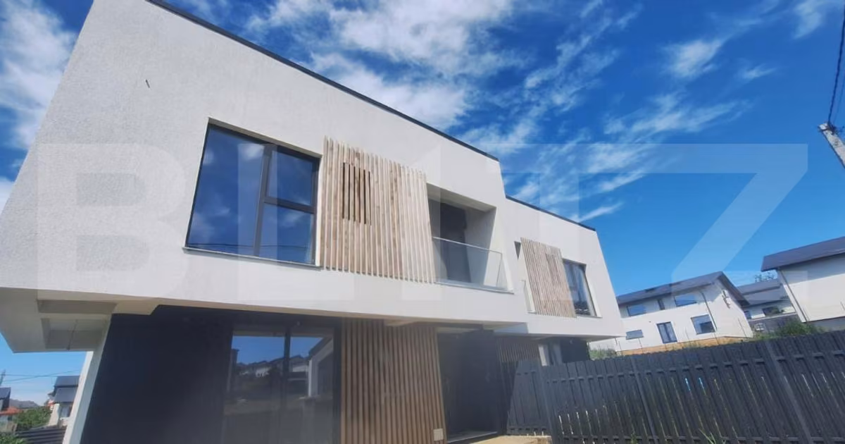 Duplex de vânzare cu 4 camere în zona Miroslava, Iași