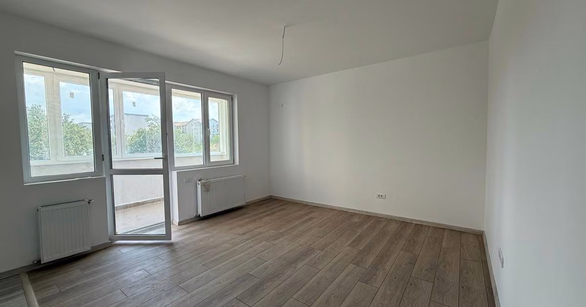 Apartament de vânzare cu 3 camere în zona Apărătorii Patriei, Sector 4