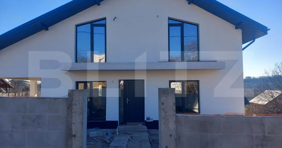 Casă individuală de vânzare cu 5 camere în Valea Adâncă