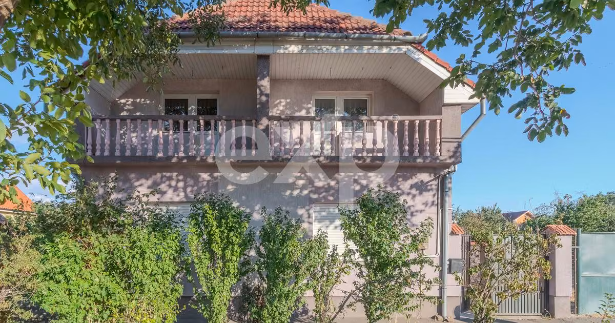 Casă individuală de vânzare cu 6 camere în zona Centura, Oradea