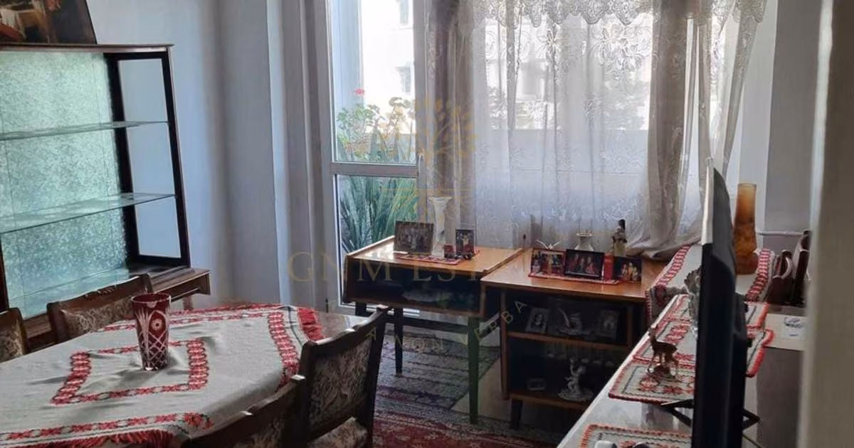 Apartament de vânzare cu 4 camere în zona Lacul Tei, Sector 2