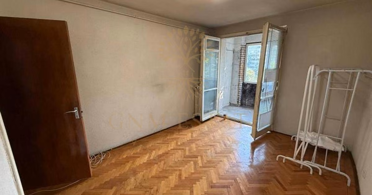Apartament de vânzare cu 4 camere în zona Basarabia, Sector 3