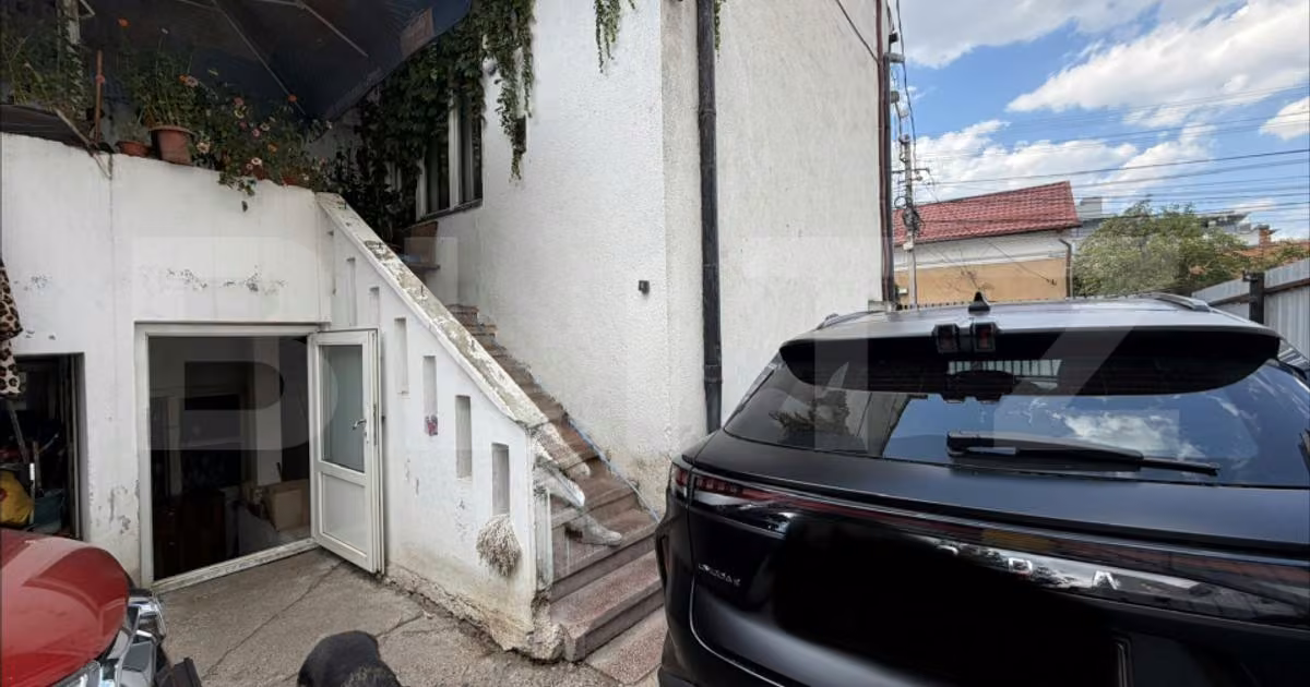 Casă individuală de vânzare cu 5 camere, mobilată în zona Semicentral, Cluj-Napoca