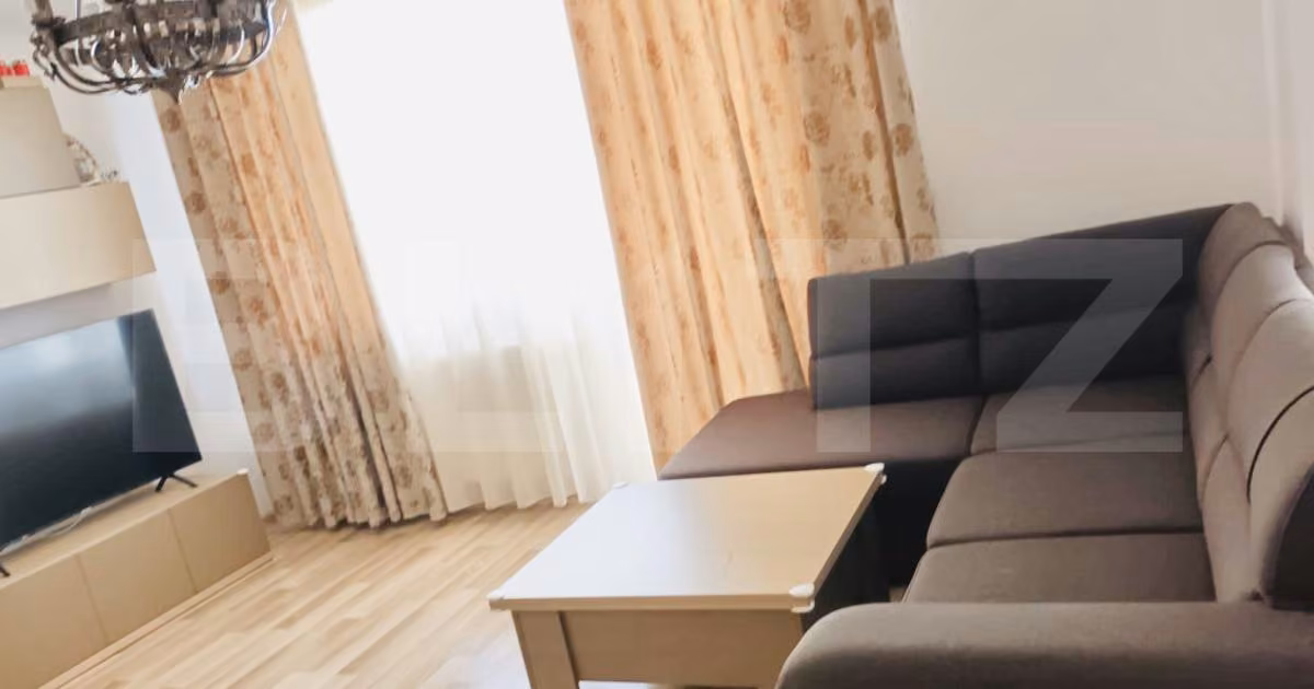 Apartament de vânzare cu 3 camere, mobilat în zona Tractorul, Brașov