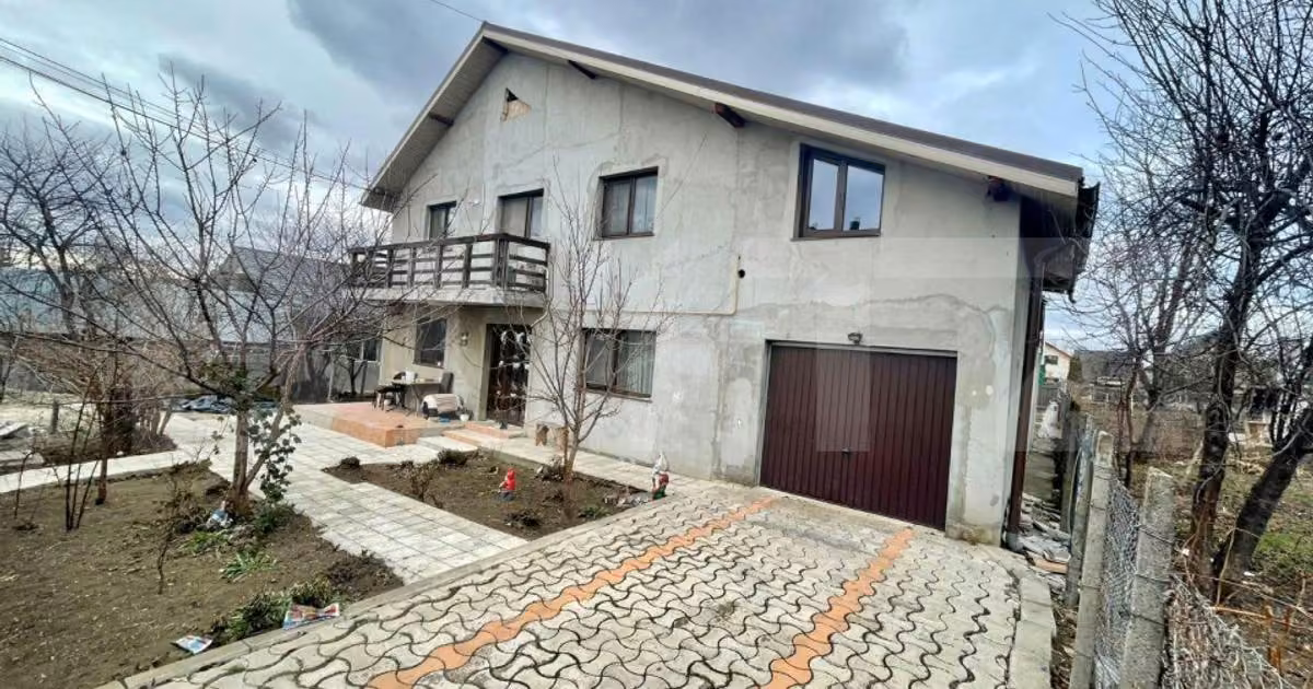 Casă individuală de vânzare cu 8 camere, mobilată în zona Miroslava, Iași