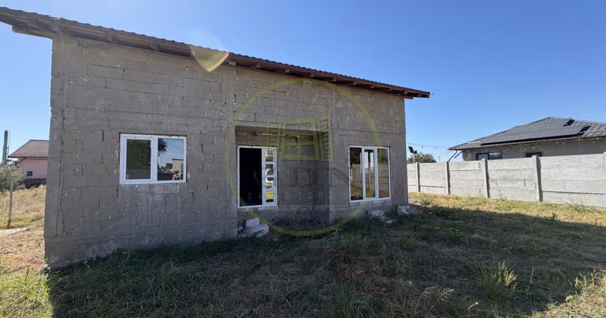 Casă individuală de vânzare cu 5 camere în Malu Mare