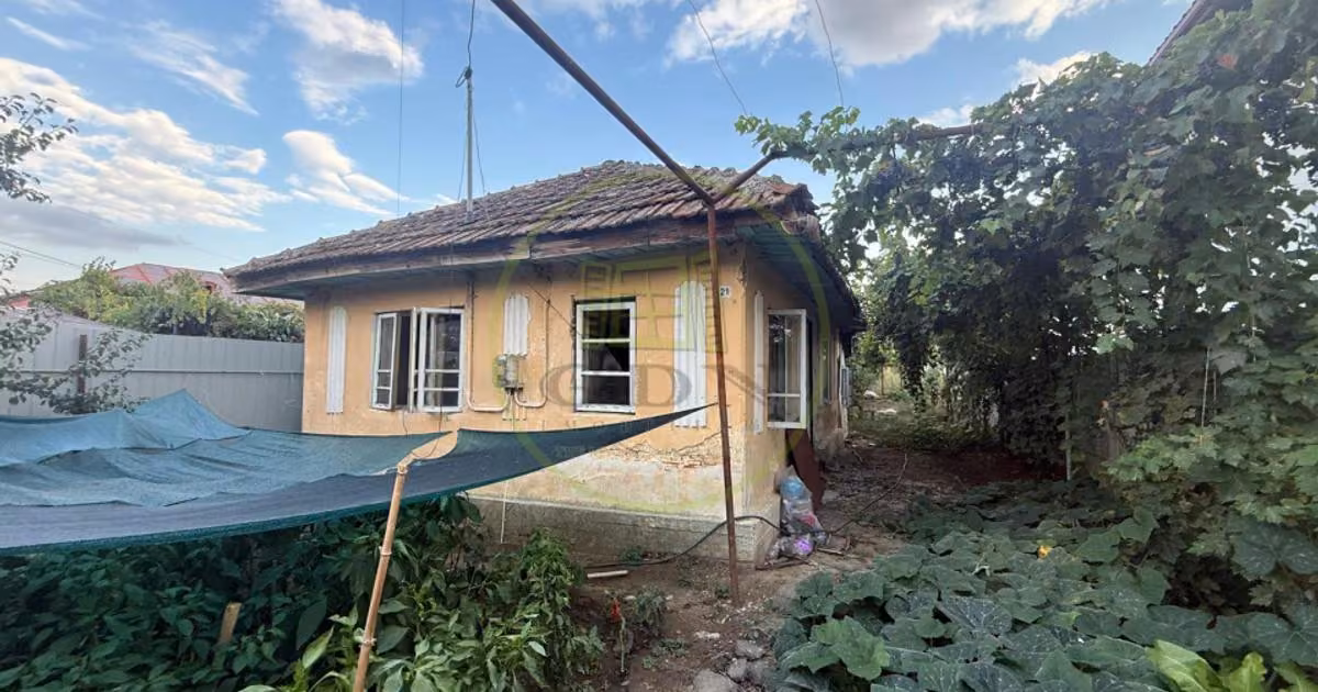 Teren Construcții intravilan de vânzare de 997 mp, în Coșoveni