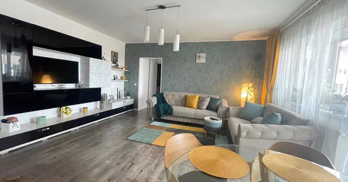 Apartament de vânzare cu 2 camere, mobilat în Florești
