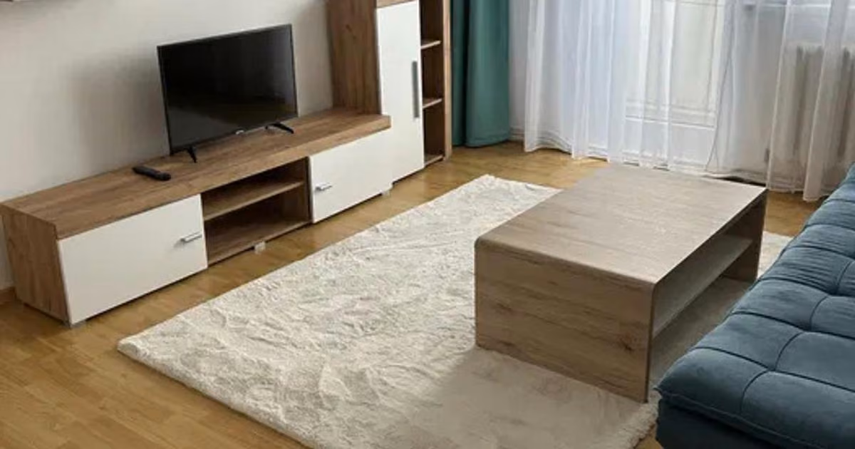 Apartament de vânzare cu 3 camere, mobilat în Turda