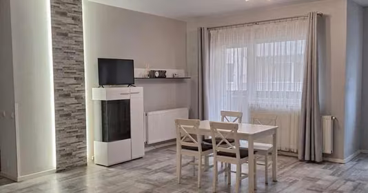 Apartament Florești