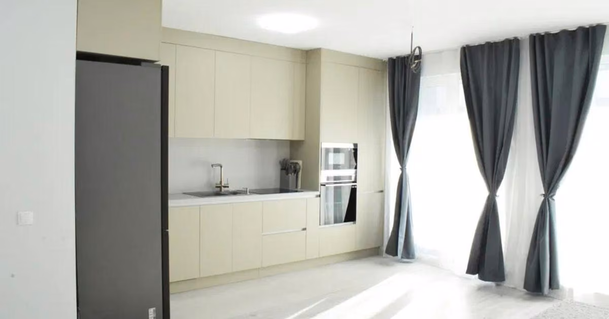 Apartament de vânzare cu 3 camere, mobilat în Florești