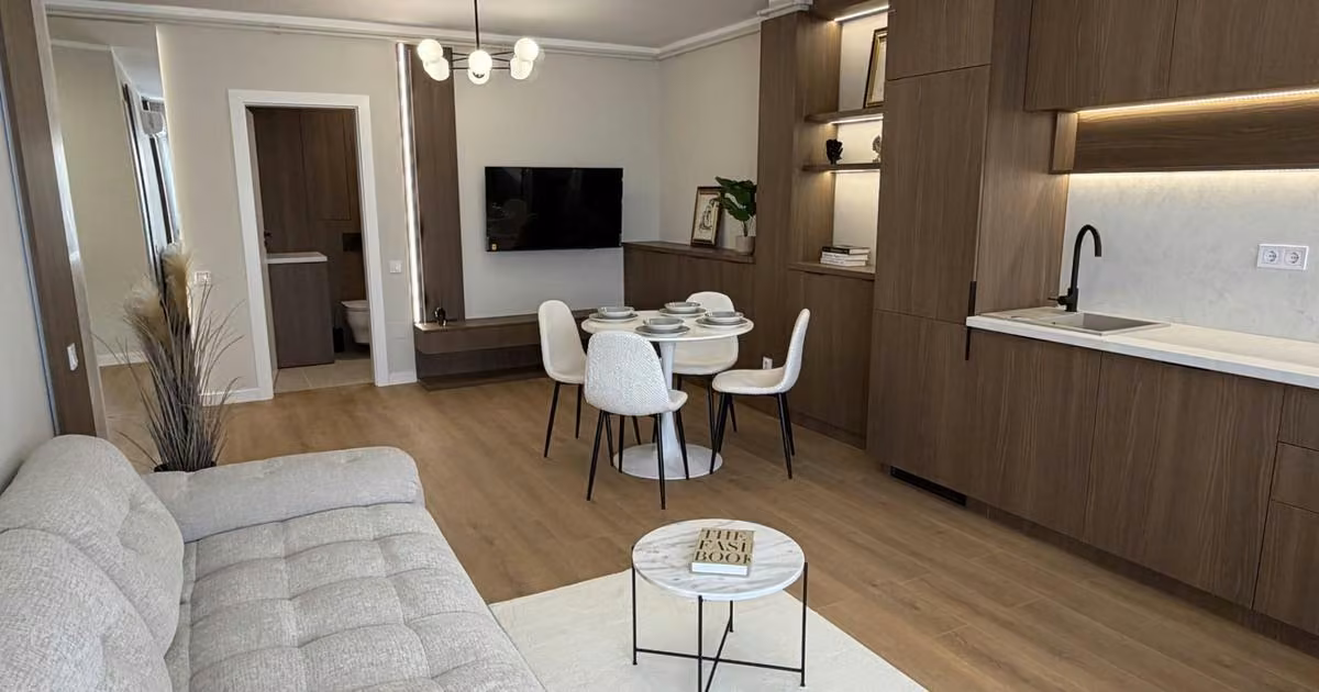 Apartament de vânzare cu 2 camere, mobilat în Florești