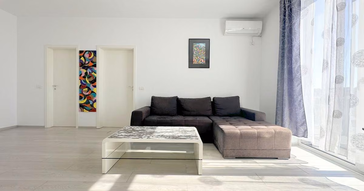 Apartament de vânzare cu 2 camere, mobilat în Dumbrăvița