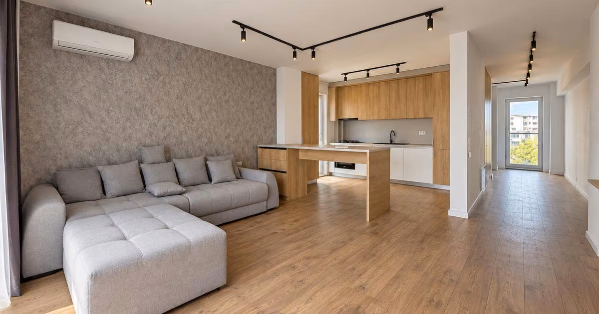 Apartament de vânzare cu 3 camere, mobilat în zona Dacia, Constanța