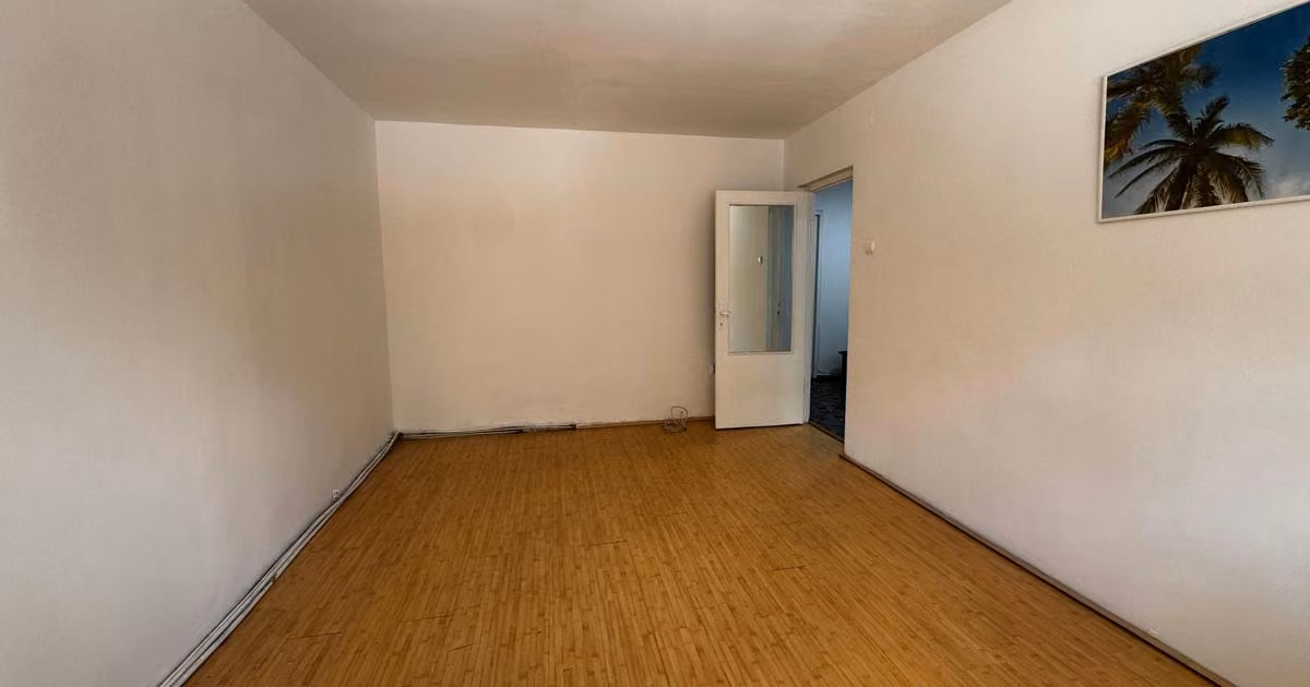 Apartament de vânzare cu 3 camere în zona Metalurgie, Iași
