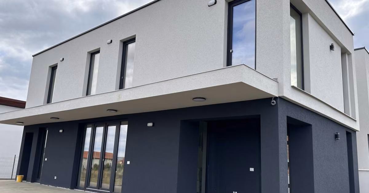 Casă individuală de vânzare cu 4 camere în zona Micești, Alba Iulia