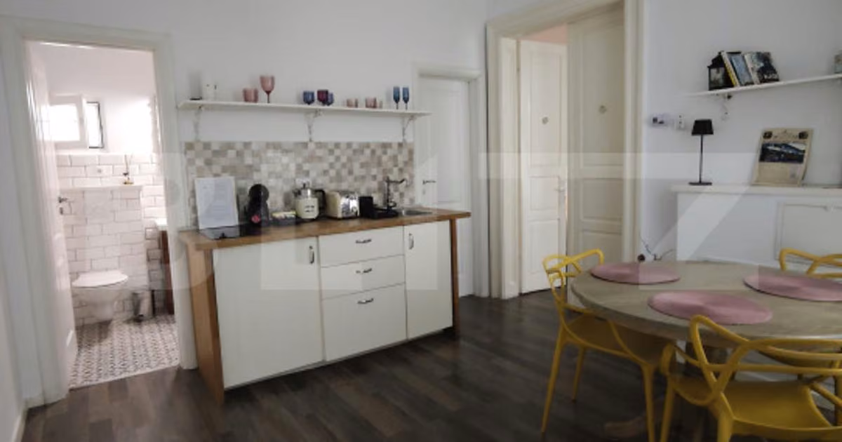 Casă de vânzare cu 6 camere, mobilată în zona Ultracentral, Brașov