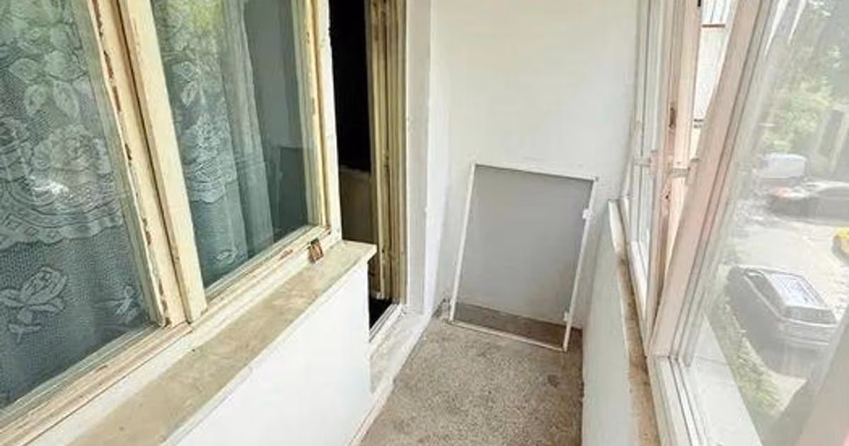 Apartament de vânzare cu 3 camere în zona Podu Roș, Iași