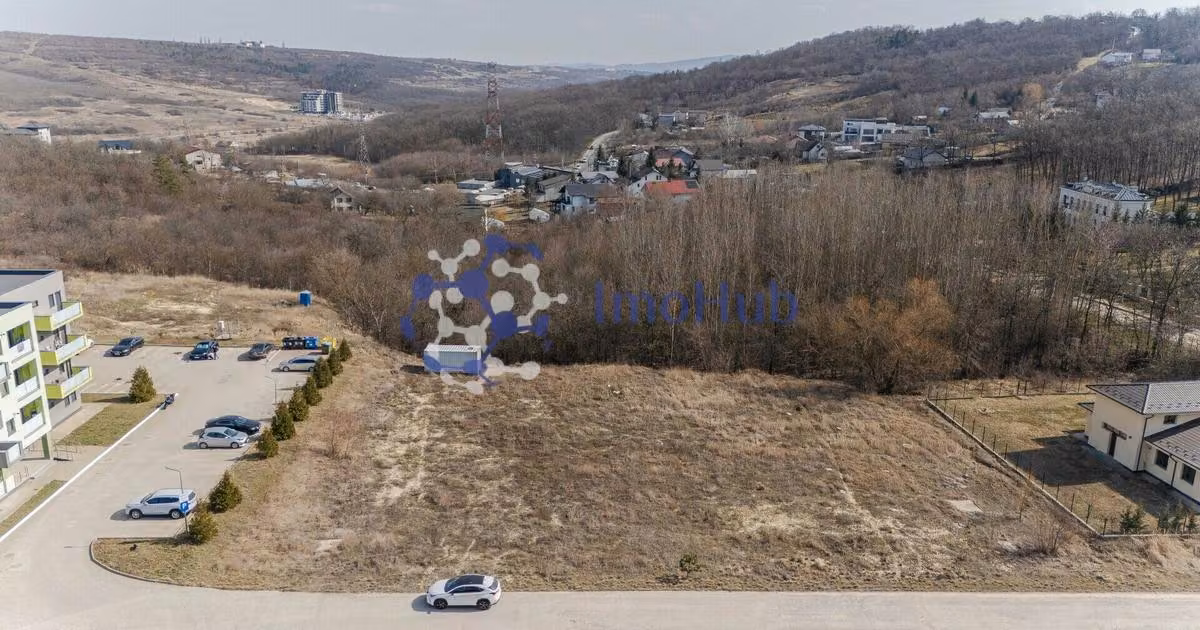 Teren Construcții intravilan de vânzare de 1662 mp, în zona Copou, Iași
