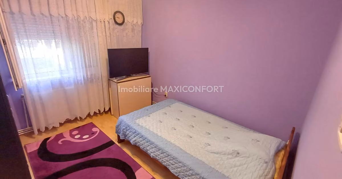 Apartament de vânzare cu 3 camere în zona Viziru 1, Brăila
